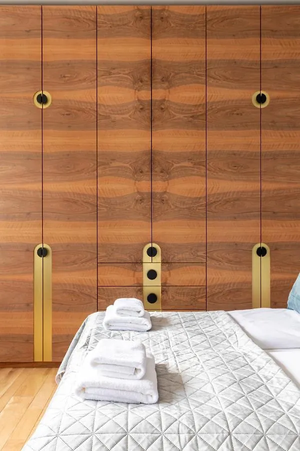 Bauhaus Luxury 2-Bedroom In The Absolute Center Budapešť Apartmán