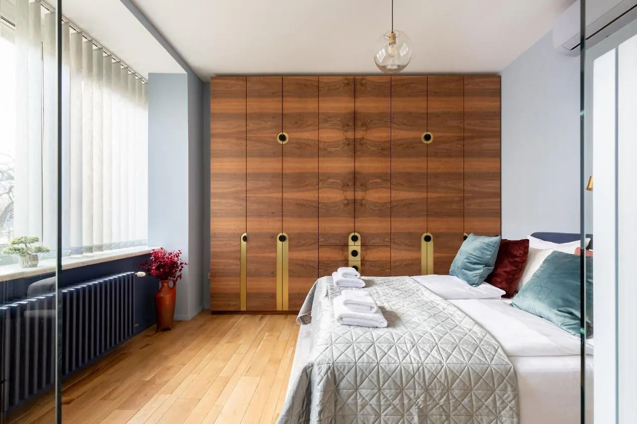Bauhaus Luxury 2-Bedroom In The Absolute Center Βουδαπέστη