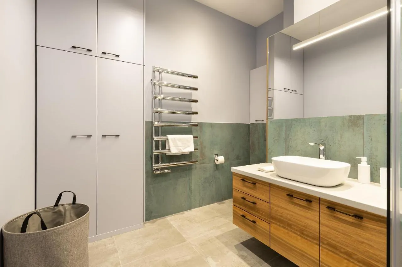 Bauhaus Luxury 2-Bedroom In The Absolute Center Βουδαπέστη